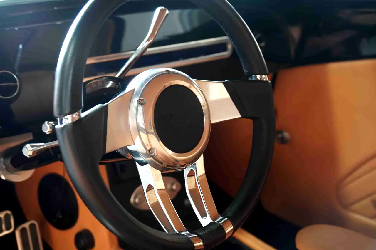 Detailed car image