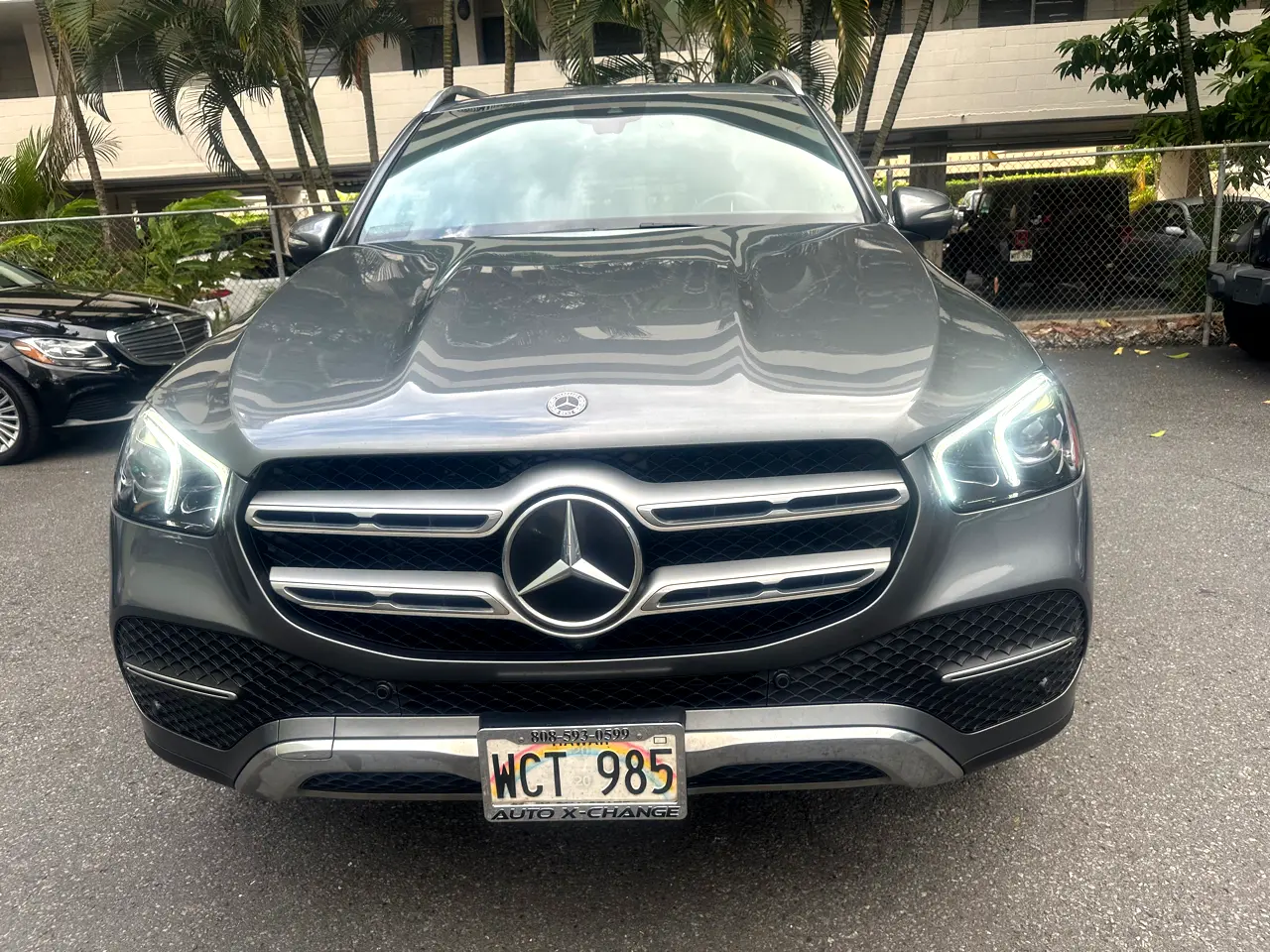 Detailed car image
