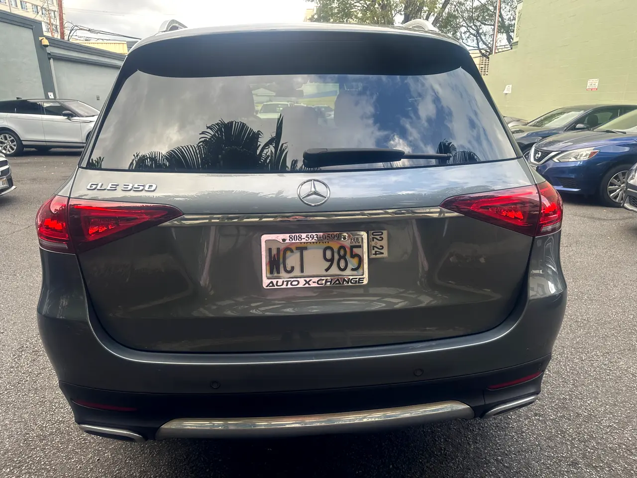 Detailed car image