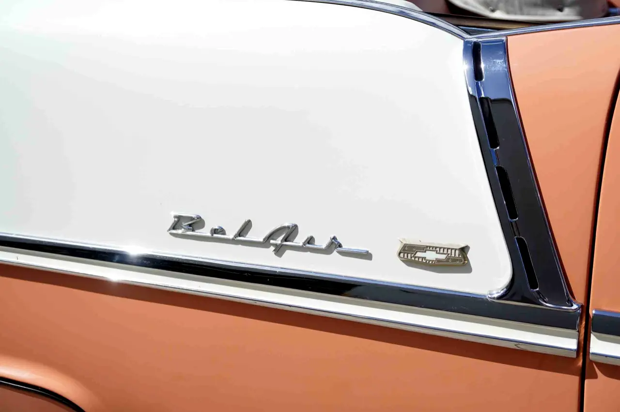 Detailed car image
