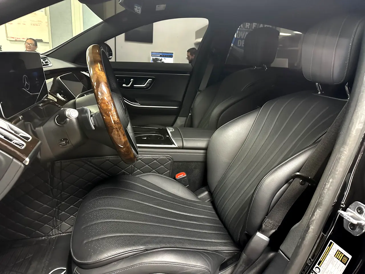 Detailed car image