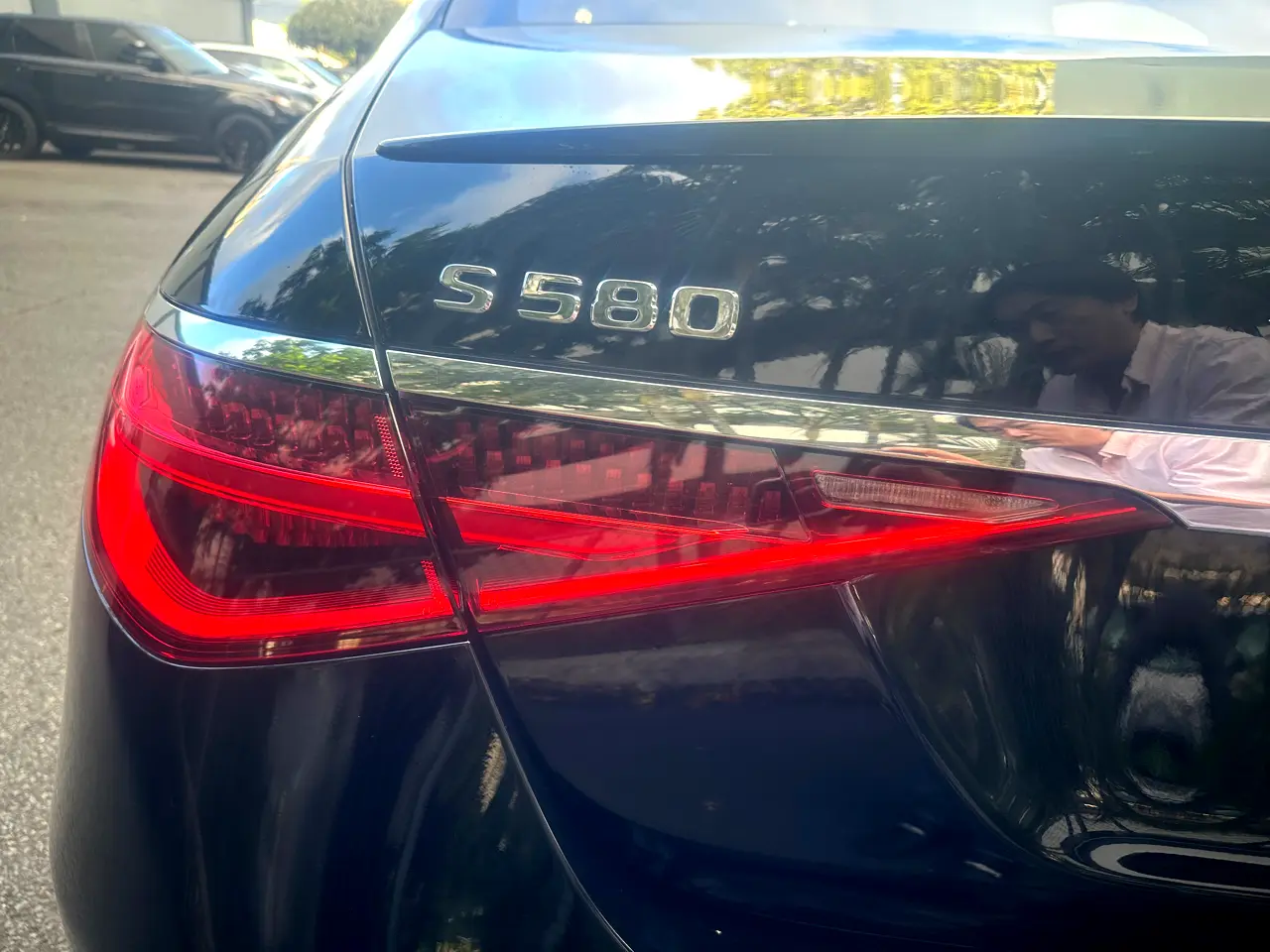 Detailed car image