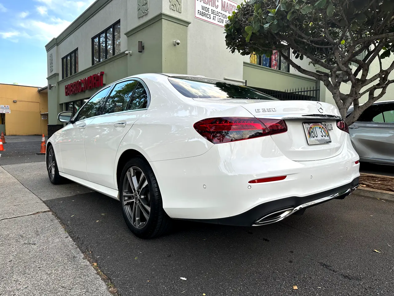 Detailed car image