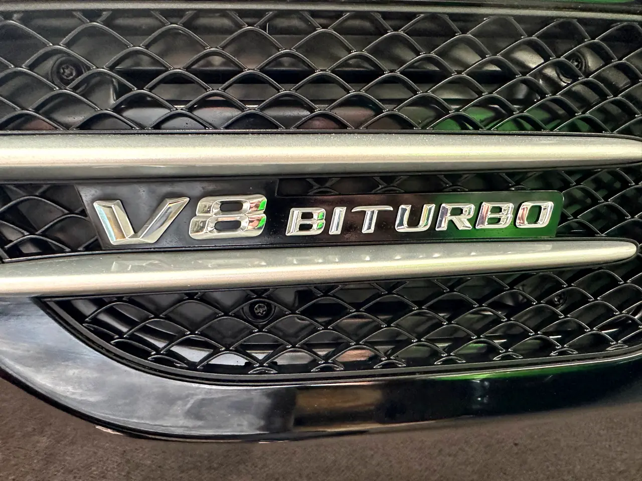 Detailed car image
